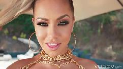 Vogov alina lopez esguicha rachaduras no pau duro