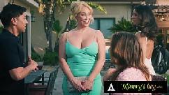 Menino da mamÃe - a milf penny barber flagrou a melhor amiga transando com o enteado e entrou na brincadeira madrasta peituda faz sexo em grupo