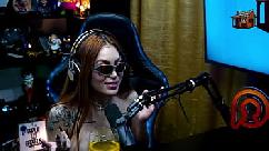 Mari Ávila mostrou seu corpo maravilhoso que fez o ruan ficar cheio de tesão o podcast pegou fogo - pápum no barraco