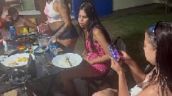 Caiu na net vazou na net jovens influencers em troca de casal na piscina parte um caiu na net