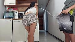 Sexo arriscado enquanto meu marido estava no banho transei com amigo dele quase fomos pego