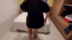 Pov esfregando o pau do marido na cara ruiva chupando gostoso gordinha gostosa dando de quatro e depois abre as pernas para ele gozar dentro da buceta