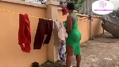 Minha vizinha sexy finalmente consegue meter meu grande pau dentro dela por favor assine o red